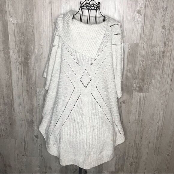 Lane Bryant Wool Blend Cowl Neck poncho Sweater 14/20 - Picture 1 of 11